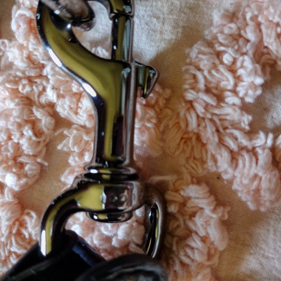 Luxury Gucci Soft Patent Leather Bag - Picture 10 of 15